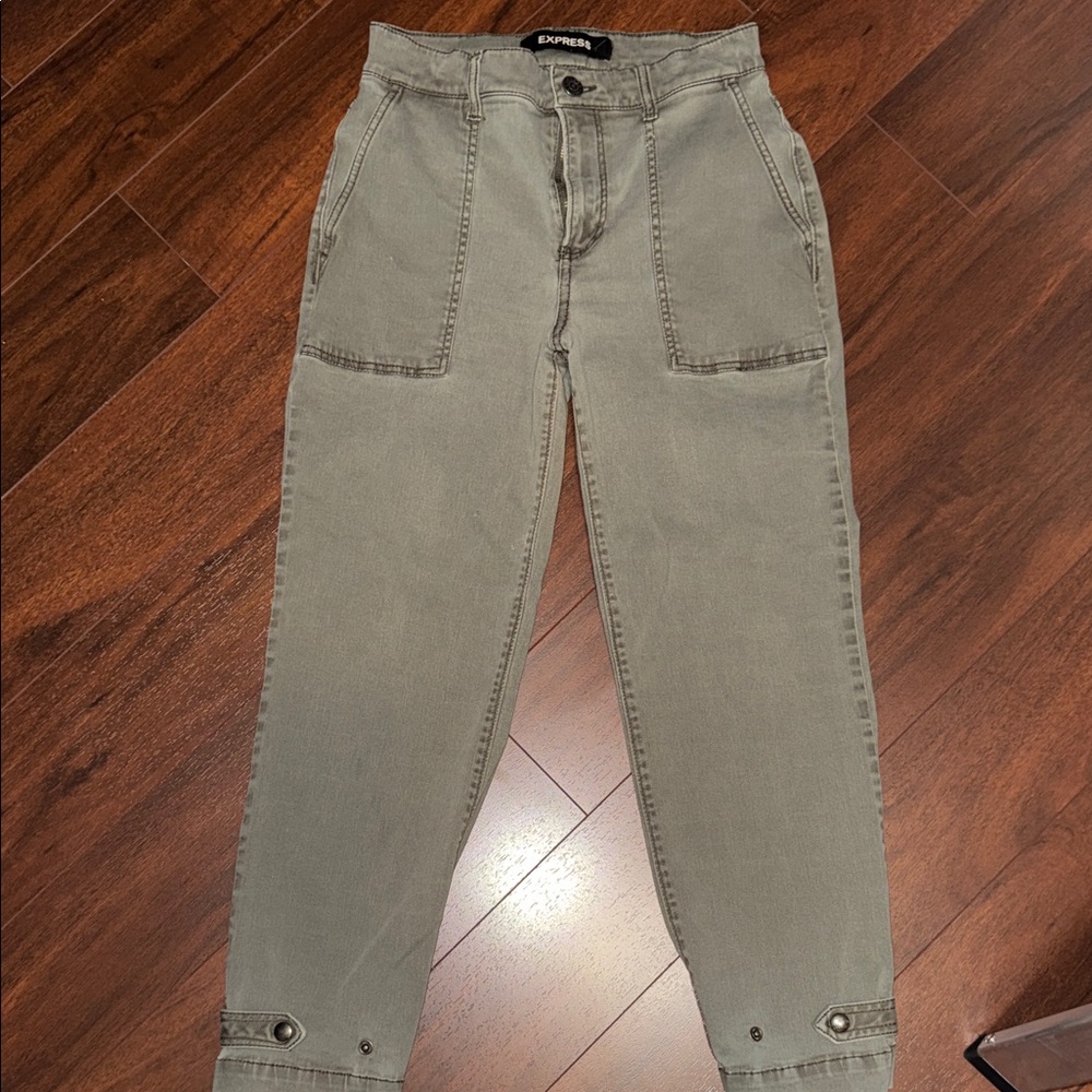 Express Women's Straight Leg Jeans - Taupe